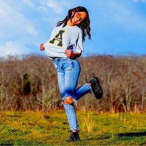 Meet your Posher, Cady